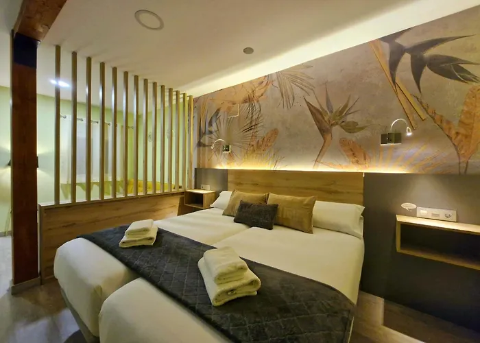 Feeling Home - Suites&Rooms León