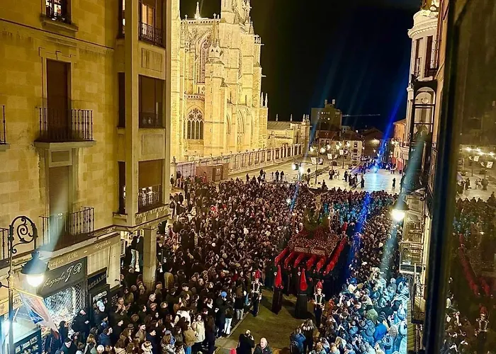 Hotel Albany Ancha León